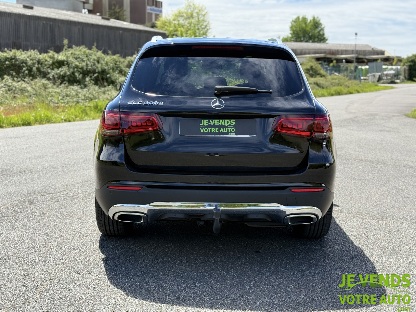 MERCEDES GLC