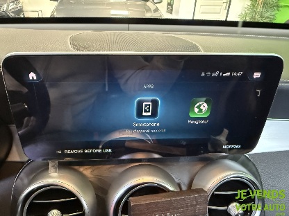 MERCEDES GLC