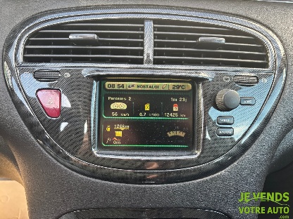 PEUGEOT 607