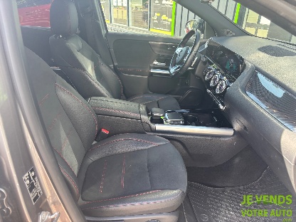 MERCEDES GLA