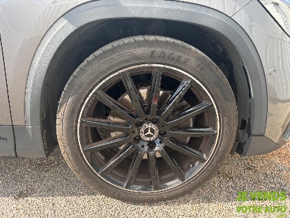 MERCEDES GLA