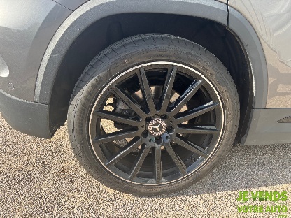 MERCEDES GLA