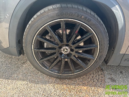 MERCEDES GLA