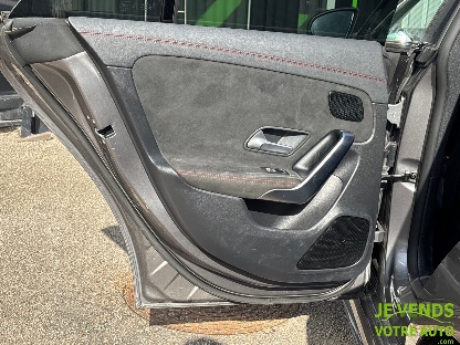 MERCEDES CLA