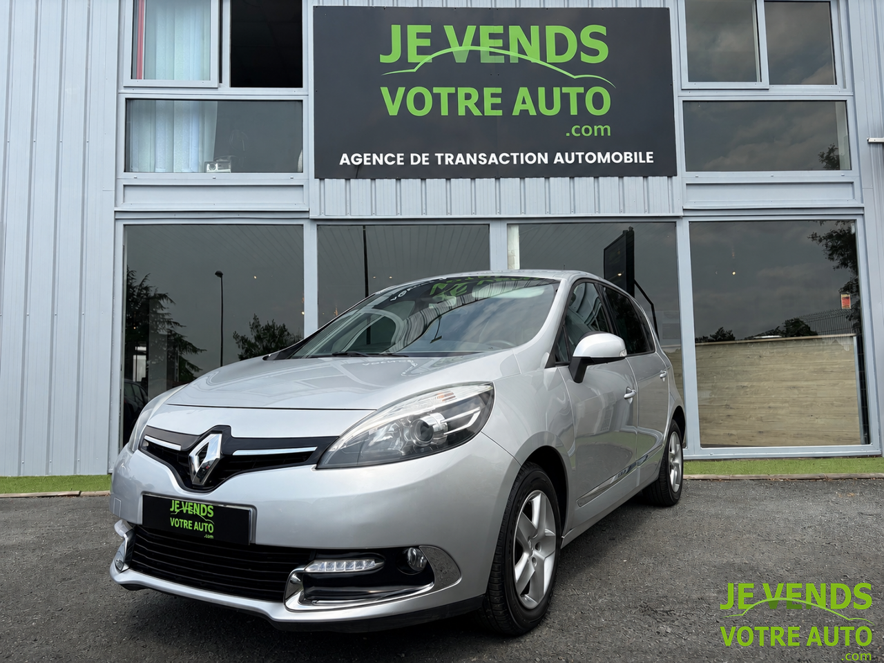 RENAULT SCENIC
