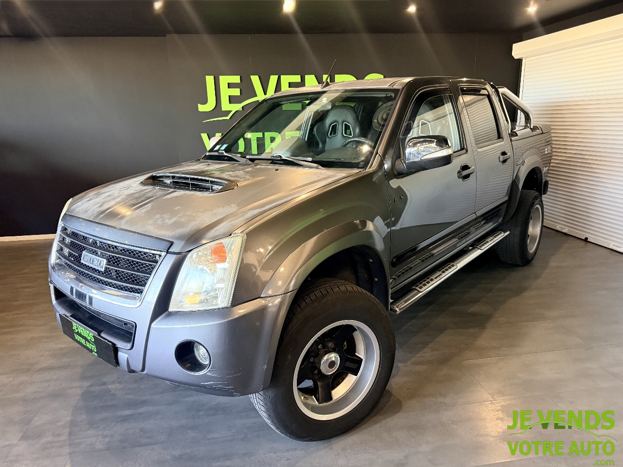 ISUZU D-MAX