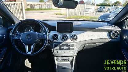 MERCEDES GLA