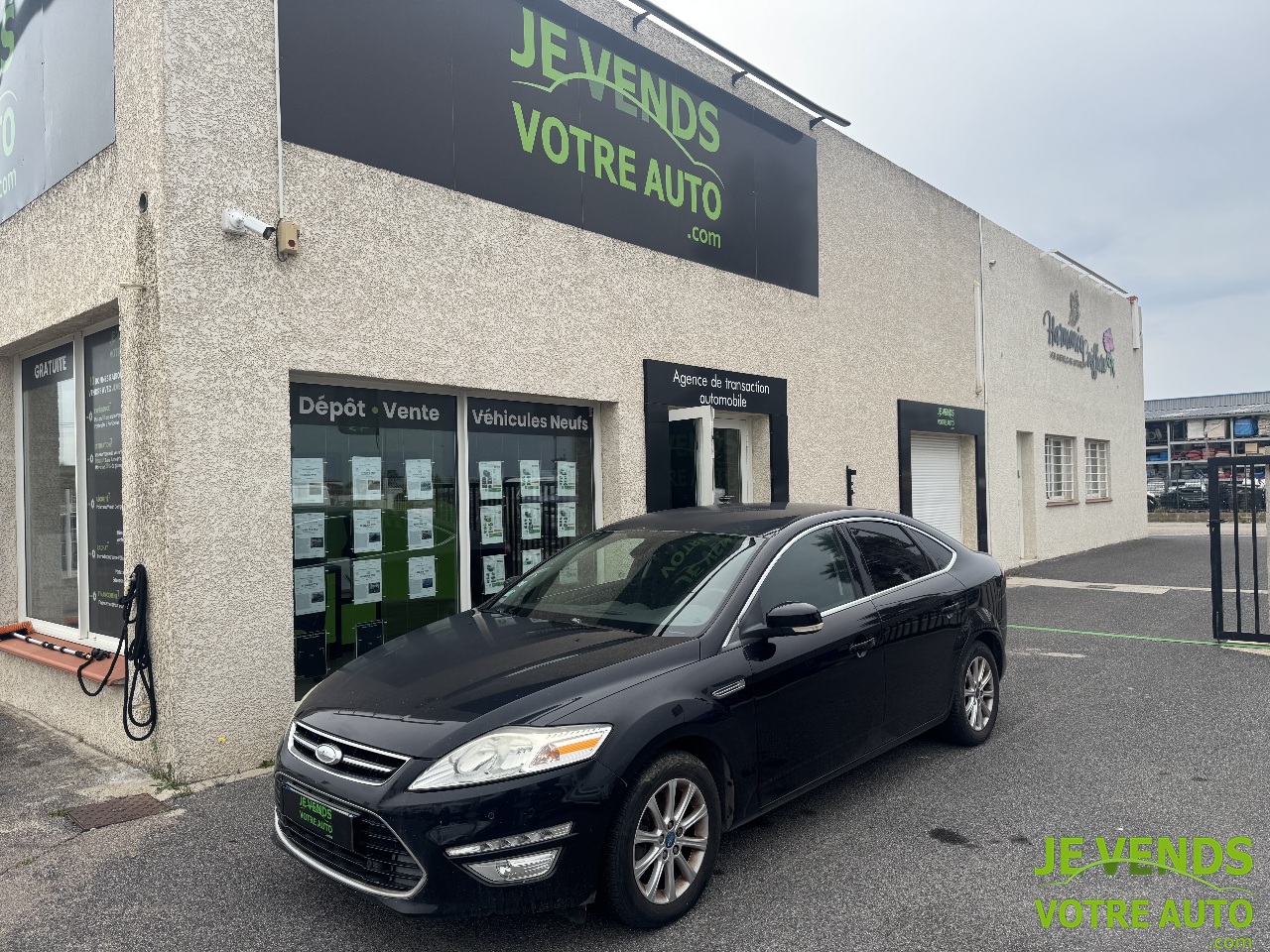 FORD MONDEO