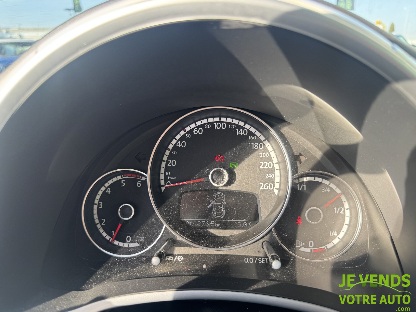 VOLKSWAGEN Coccinelle